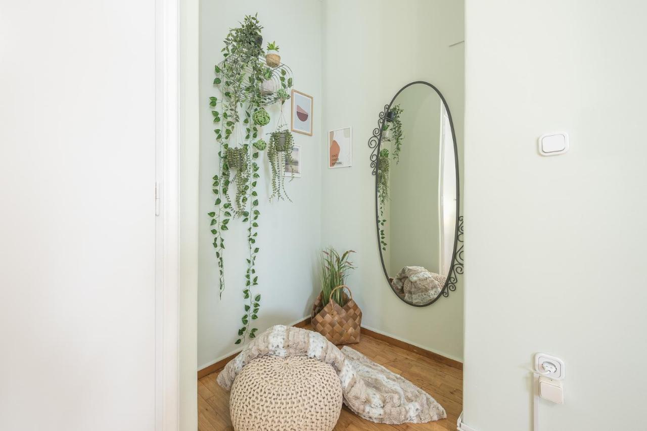 Boutique Acropolis Apartment By Cloudkeys - Just 5 Minutes Walk To Acropolis Museum Athènes Extérieur photo